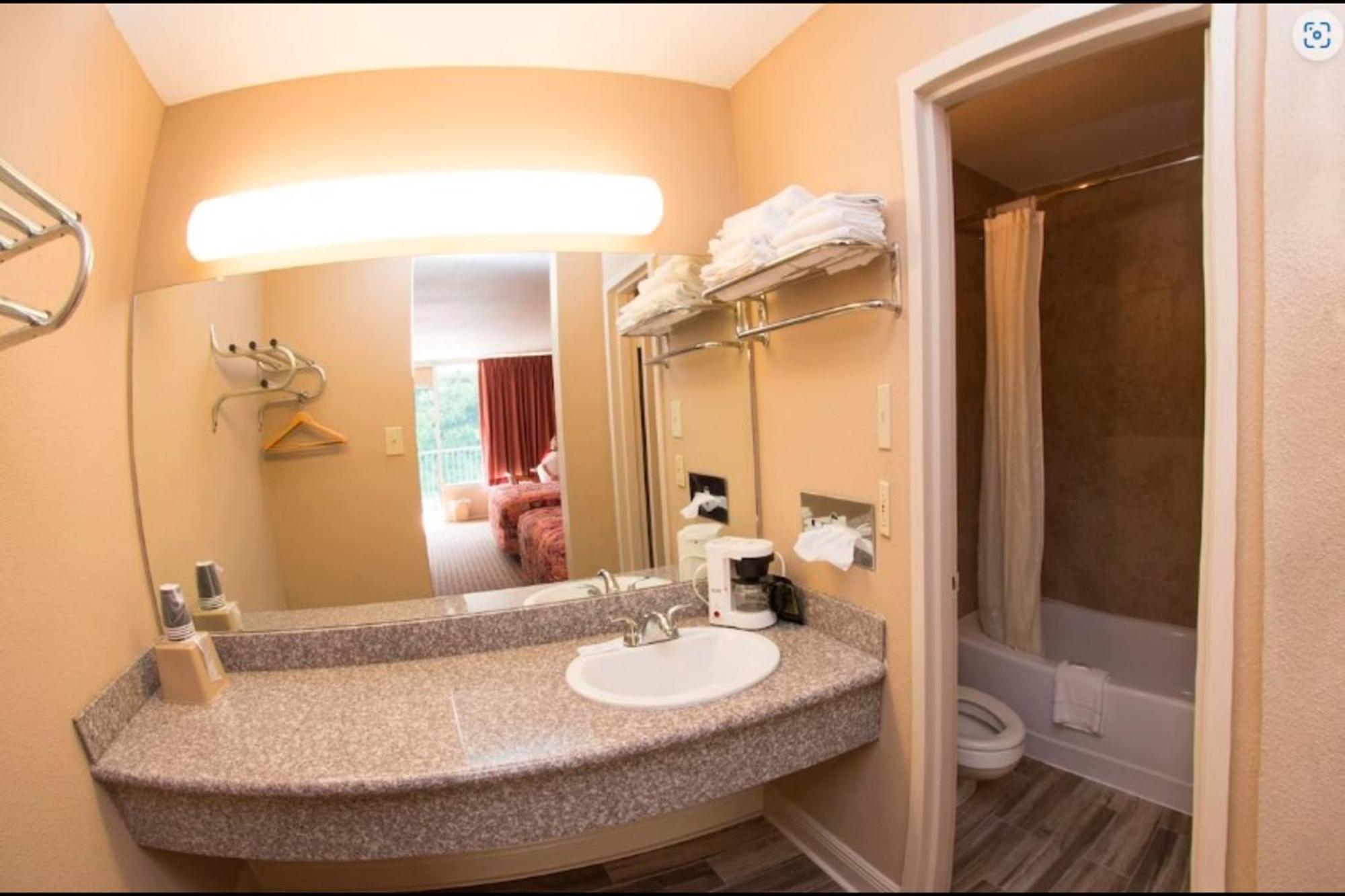 Oyo Hotel Audubon Baton Rouge Port Allen I-10 外观 照片