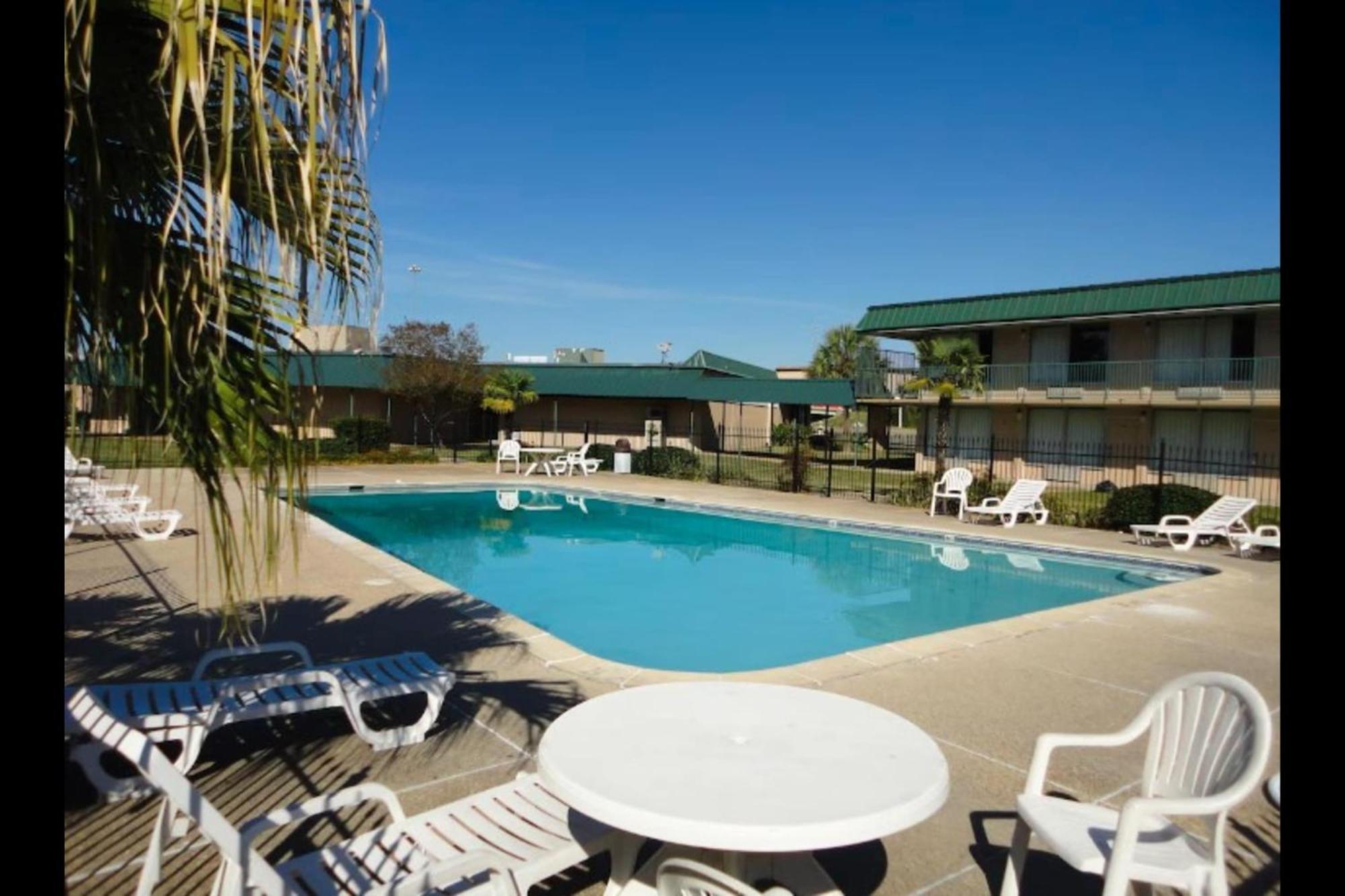Oyo Hotel Audubon Baton Rouge Port Allen I-10 外观 照片